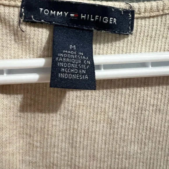 Tommy Hilfiger cream color tank top with floral mesh design, Medium - Picture 5 of 5